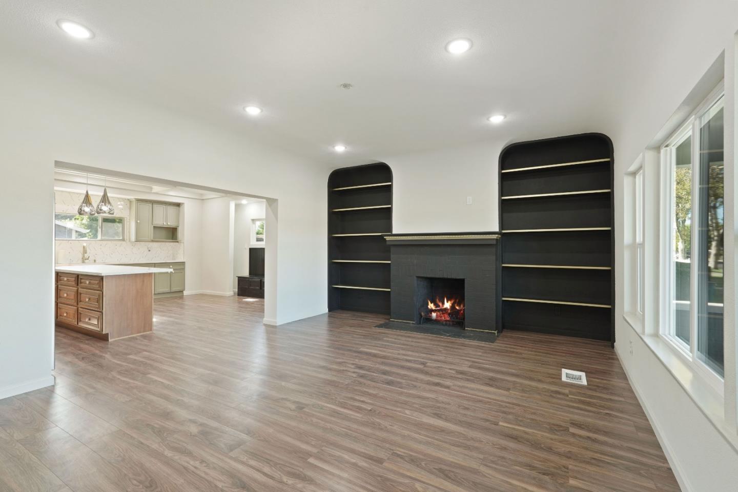 114 S Washington St, Lodi, CA 95240 photo 9