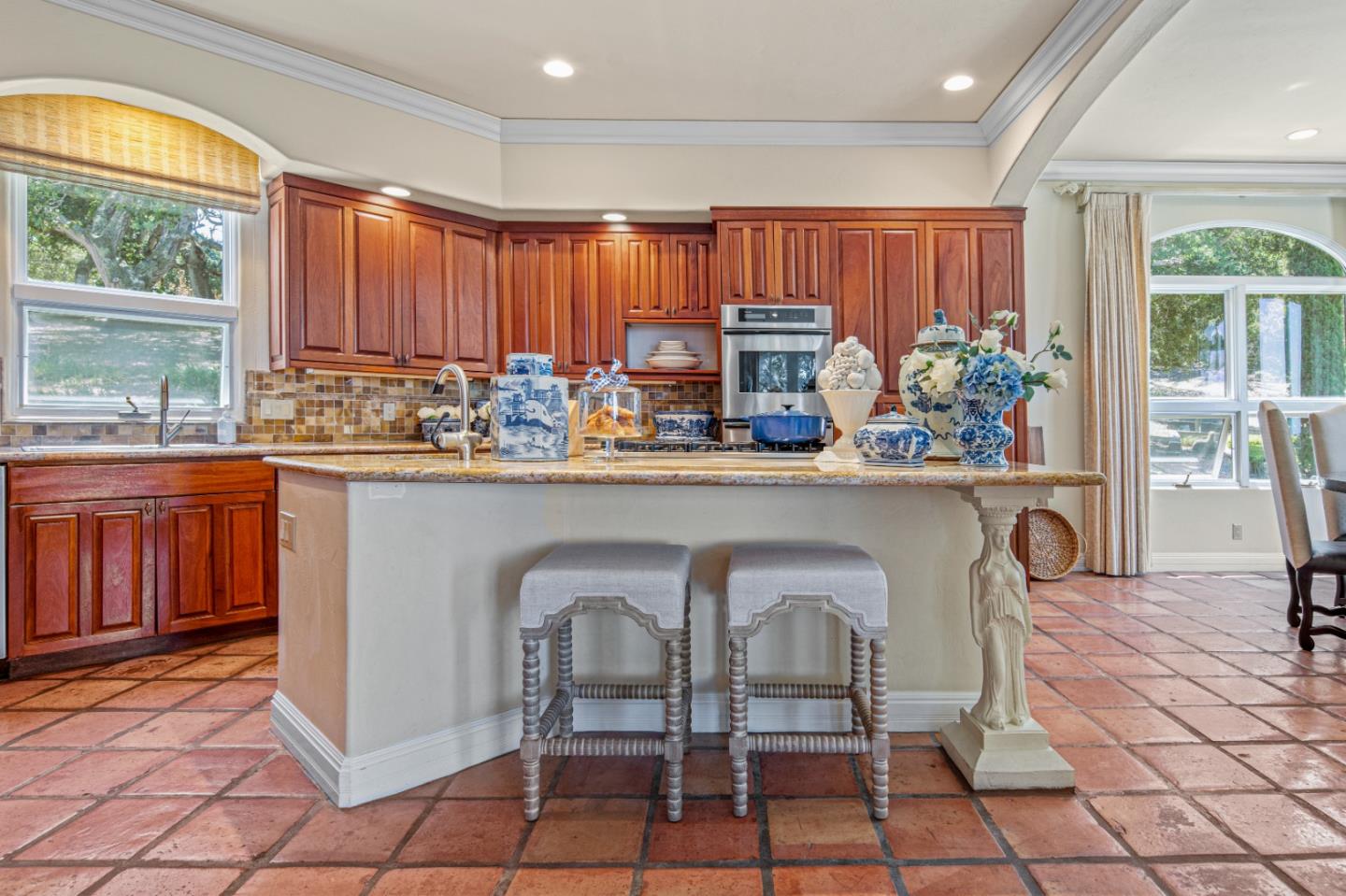 Detail Gallery Image 14 of 61 For 11610 Saddle Rd, Monterey,  CA 93940 - 4 Beds | 3/1 Baths