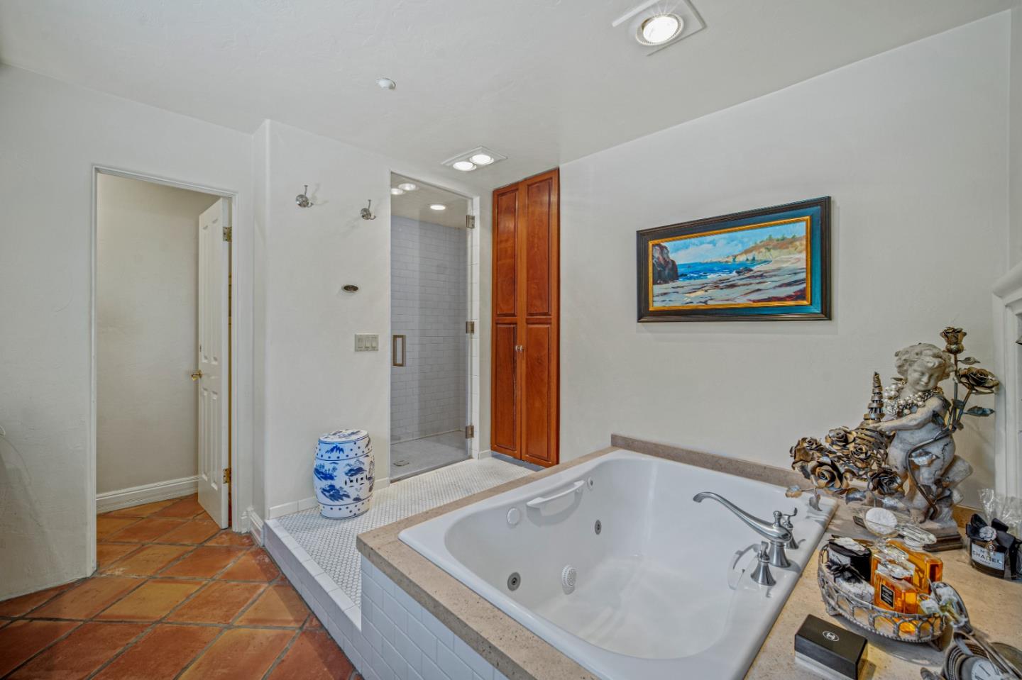 Detail Gallery Image 29 of 61 For 11610 Saddle Rd, Monterey,  CA 93940 - 4 Beds | 3/1 Baths