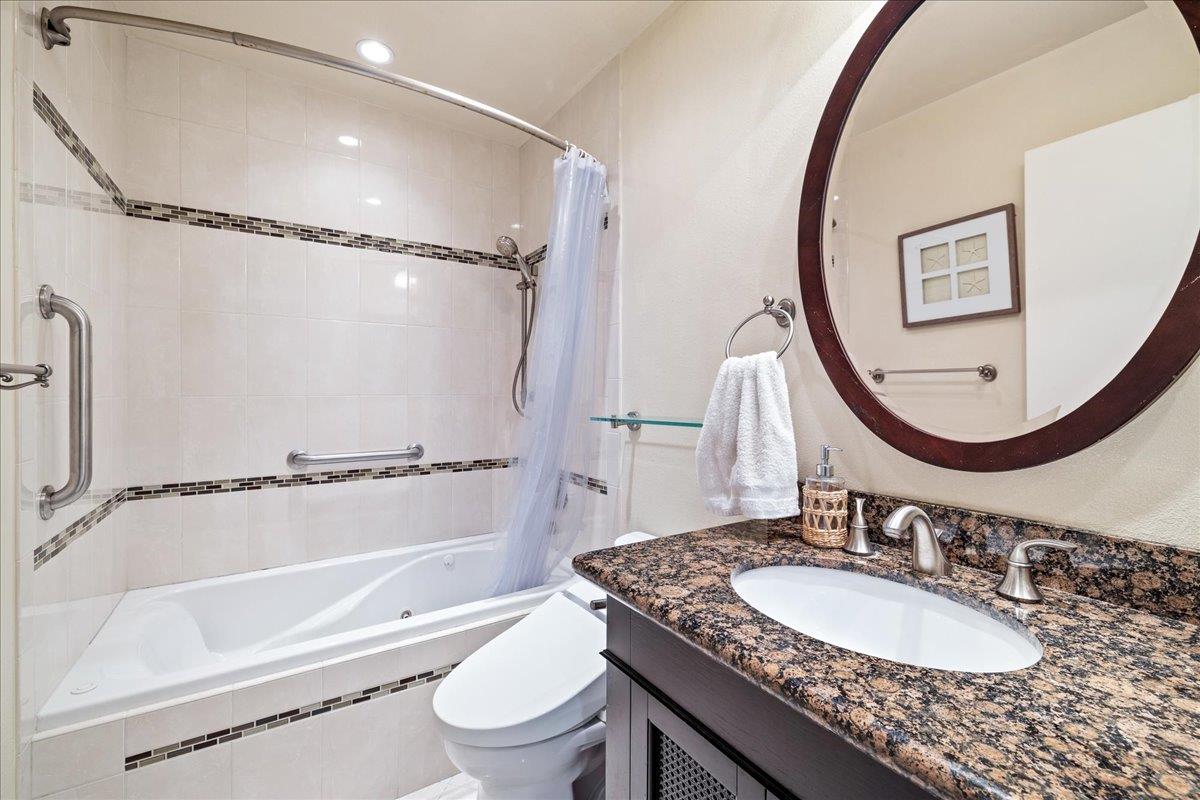 Detail Gallery Image 22 of 38 For 102 Harbor Seal Ct #20-1,  San Mateo,  CA 94404 - 3 Beds | 2/1 Baths