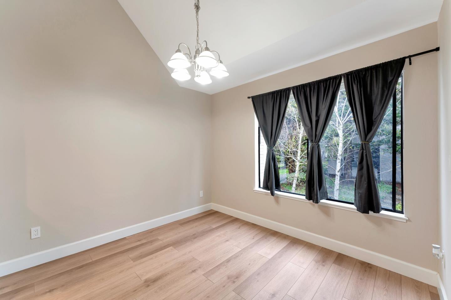 Detail Gallery Image 16 of 33 For 3668 Stoneglen S, Richmond,  CA 94806 - 2 Beds | 2 Baths