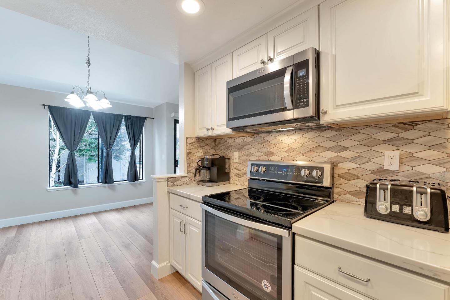 Detail Gallery Image 22 of 33 For 3668 Stoneglen S, Richmond,  CA 94806 - 2 Beds | 2 Baths