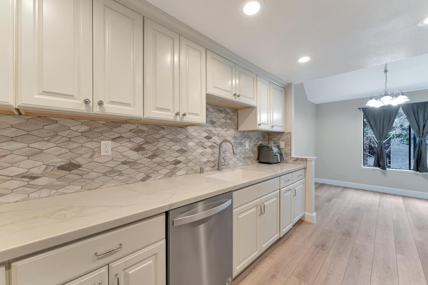 Detail Gallery Image 26 of 33 For 3668 Stoneglen S, Richmond,  CA 94806 - 2 Beds | 2 Baths