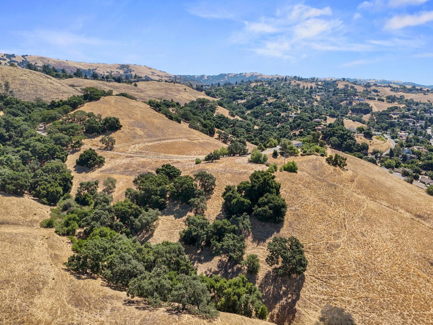 Detail Gallery Image 47 of 66 For 17101 Kruse Ranch Ln, Morgan Hill,  CA 95037 - 4 Beds | 2/1 Baths