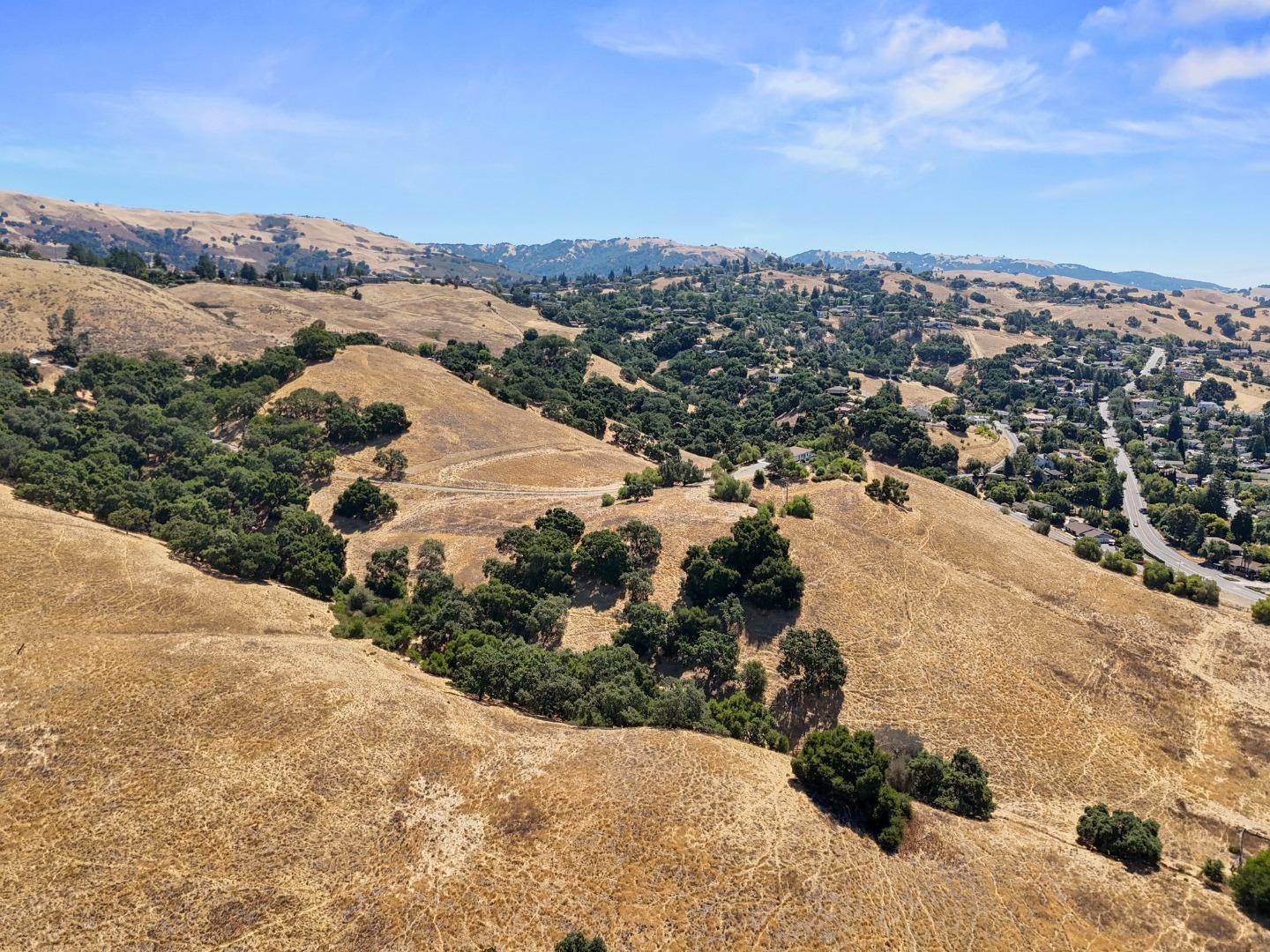 Detail Gallery Image 48 of 66 For 17101 Kruse Ranch Ln, Morgan Hill,  CA 95037 - 4 Beds | 2/1 Baths