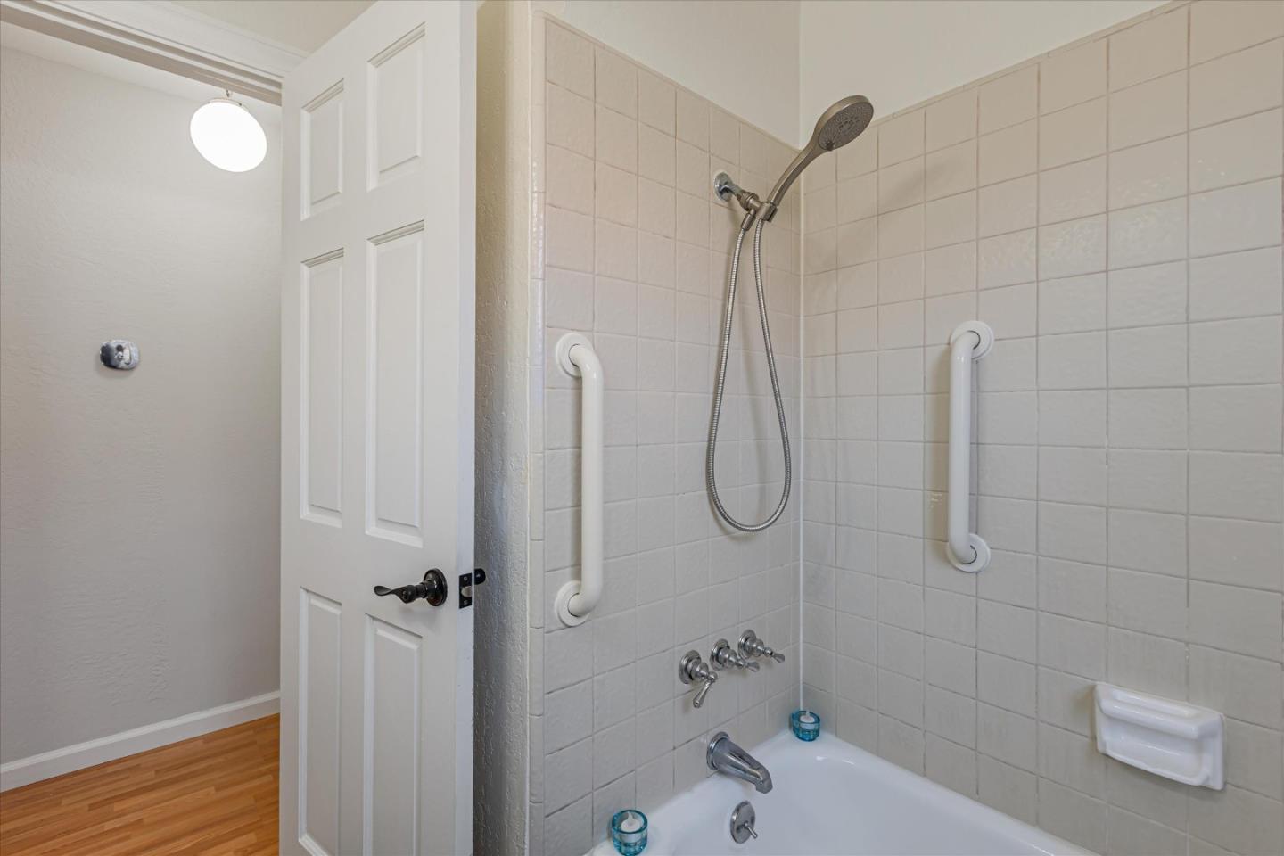 Detail Gallery Image 33 of 43 For 572 Halsey, San Jose,  CA 95128 - 3 Beds | 2 Baths