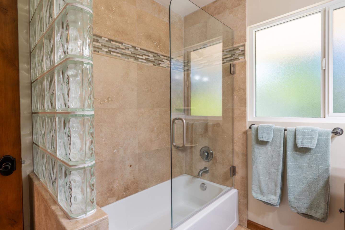 Detail Gallery Image 12 of 19 For 25324 Hatton Rd, Carmel,  CA 93923 - 2 Beds | 2 Baths