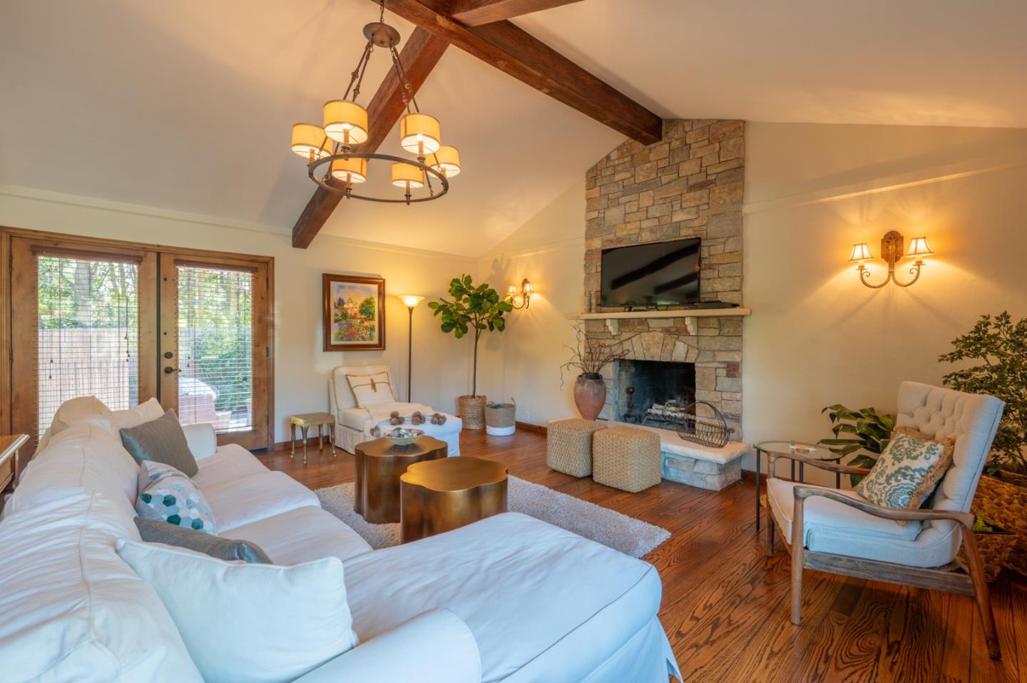 Detail Gallery Image 5 of 19 For 25324 Hatton Rd, Carmel,  CA 93923 - 2 Beds | 2 Baths