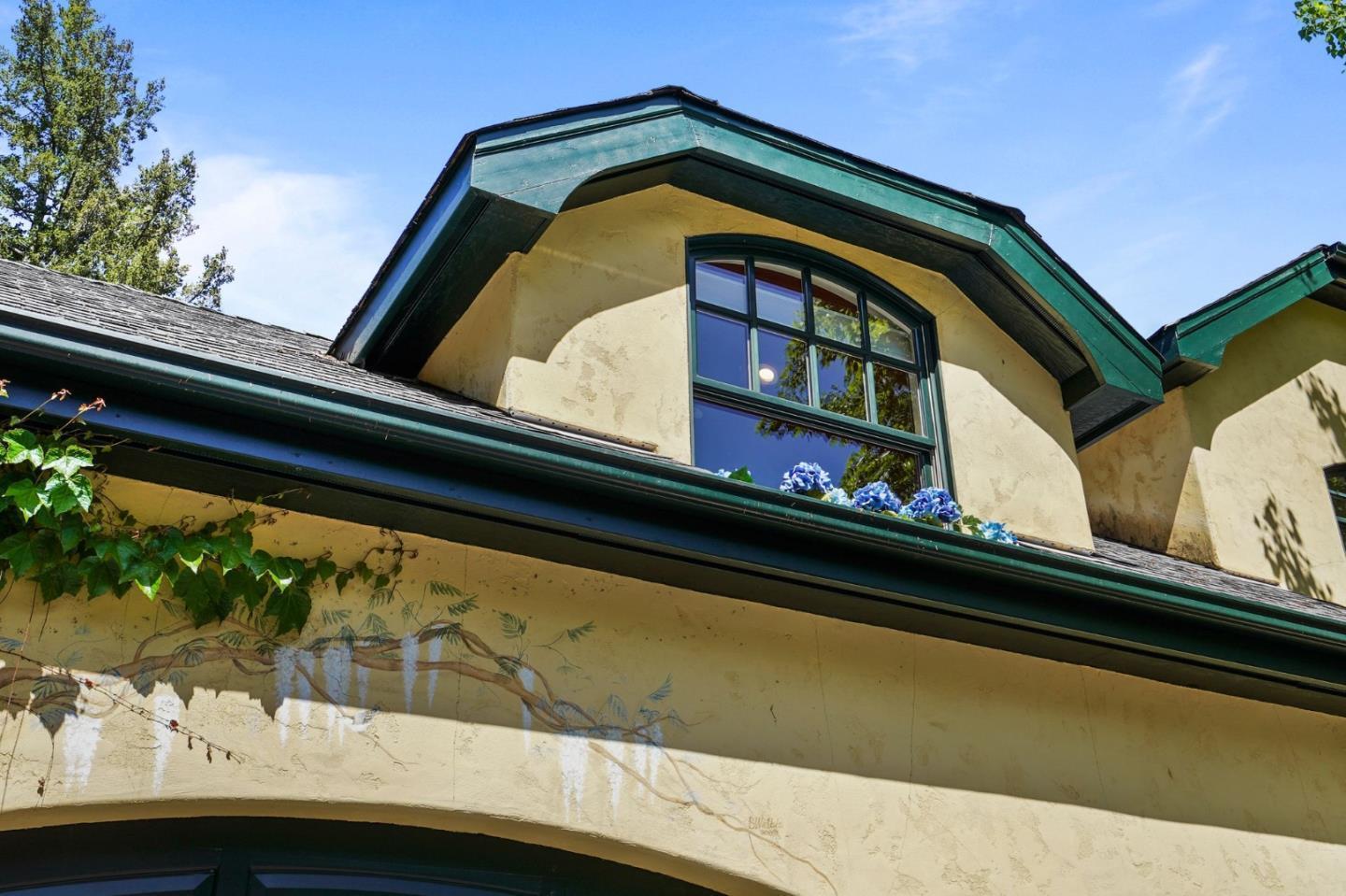 Detail Gallery Image 73 of 81 For 20420 Idylwild Rd, Los Gatos,  CA 95033 - 5 Beds | 5/2 Baths