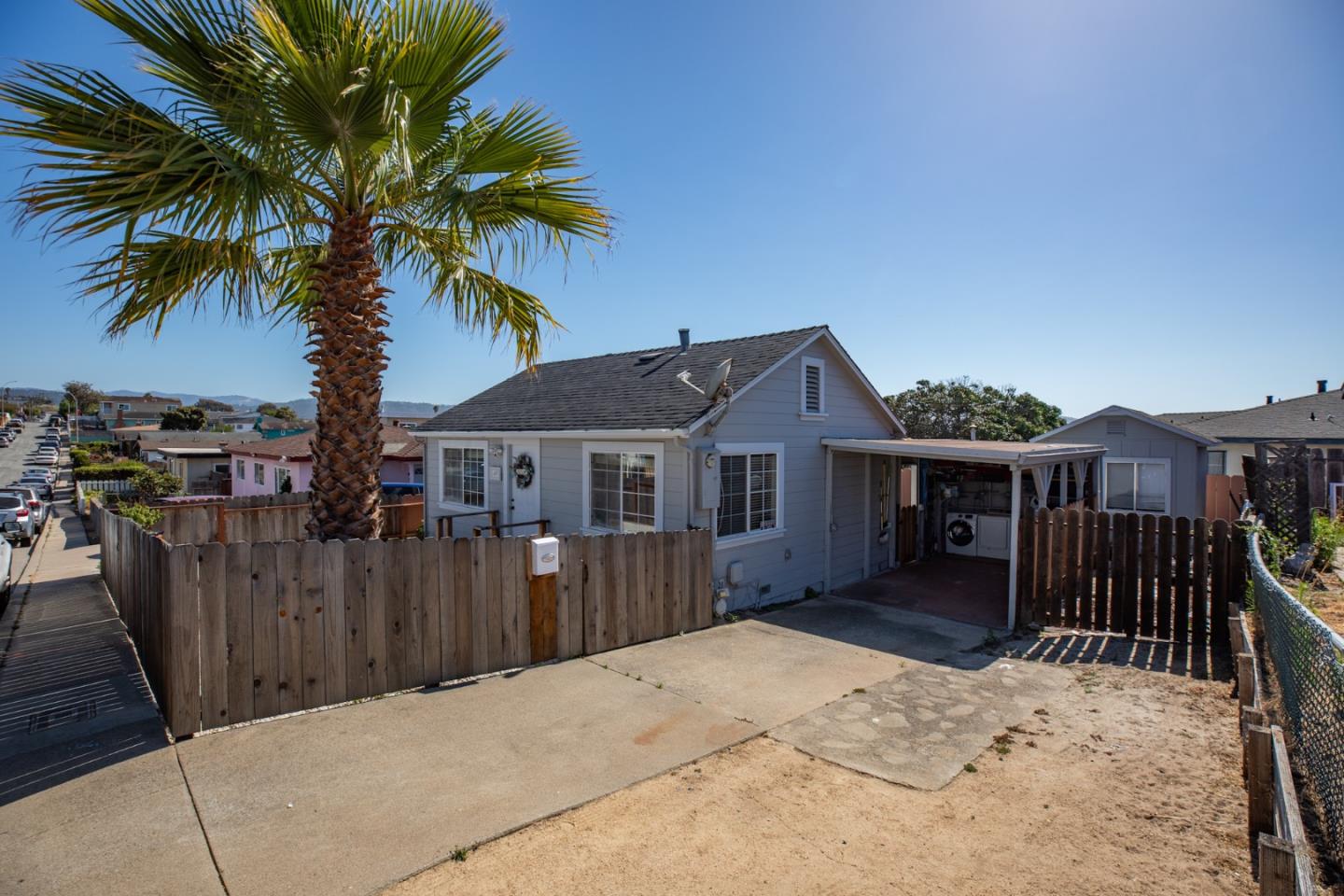 Detail Gallery Image 1 of 38 For 1693 Vallejo St, Seaside,  CA 93955 - 2 Beds | 1 Baths