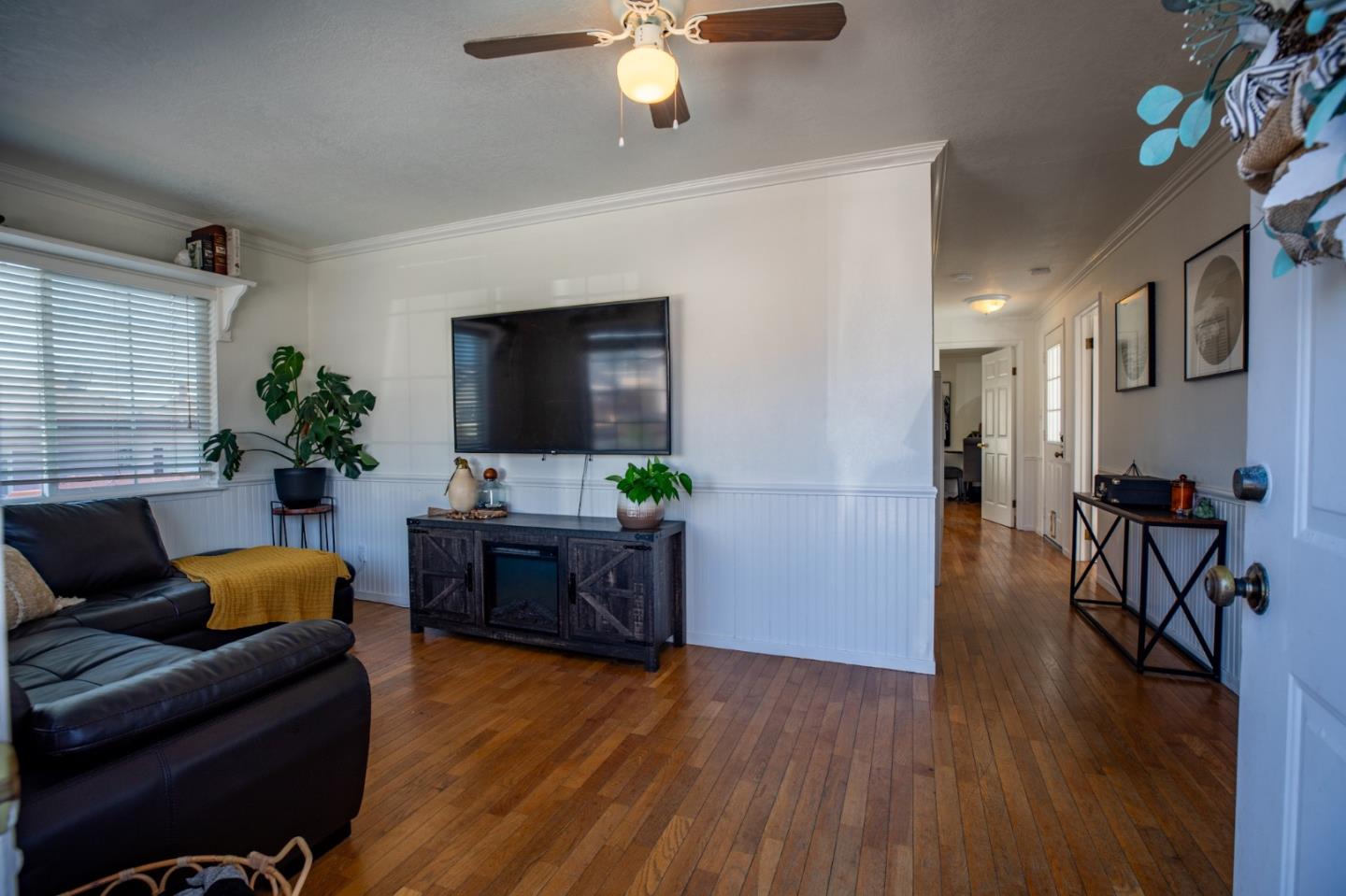 Detail Gallery Image 6 of 38 For 1693 Vallejo St, Seaside,  CA 93955 - 2 Beds | 1 Baths