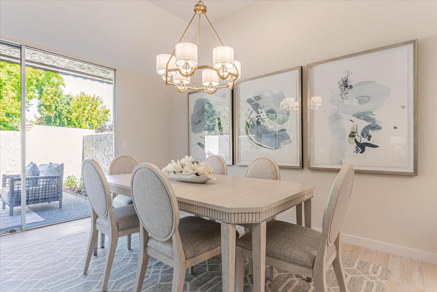 Detail Gallery Image 14 of 69 For 17 Meadow Park Cir, Belmont,  CA 94002 - 2 Beds | 2 Baths