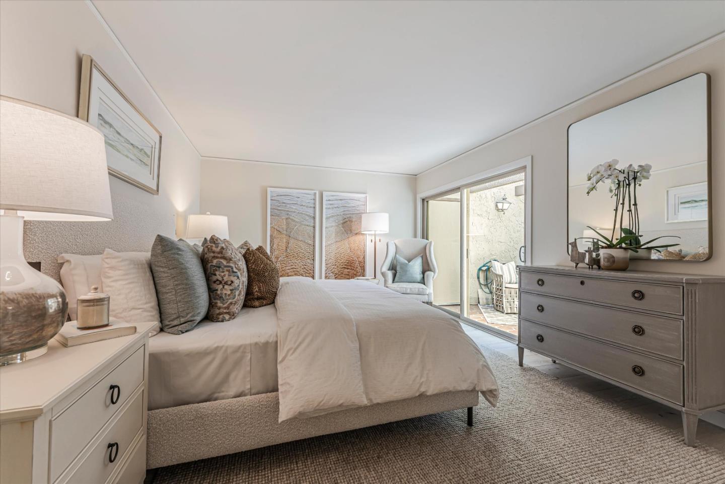 Detail Gallery Image 22 of 69 For 17 Meadow Park Cir, Belmont,  CA 94002 - 2 Beds | 2 Baths