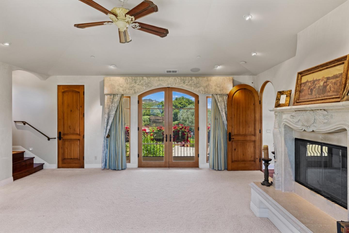 Detail Gallery Image 25 of 52 For 116 via Del Milagro, Monterey,  CA 93940 - 5 Beds | 5/1 Baths