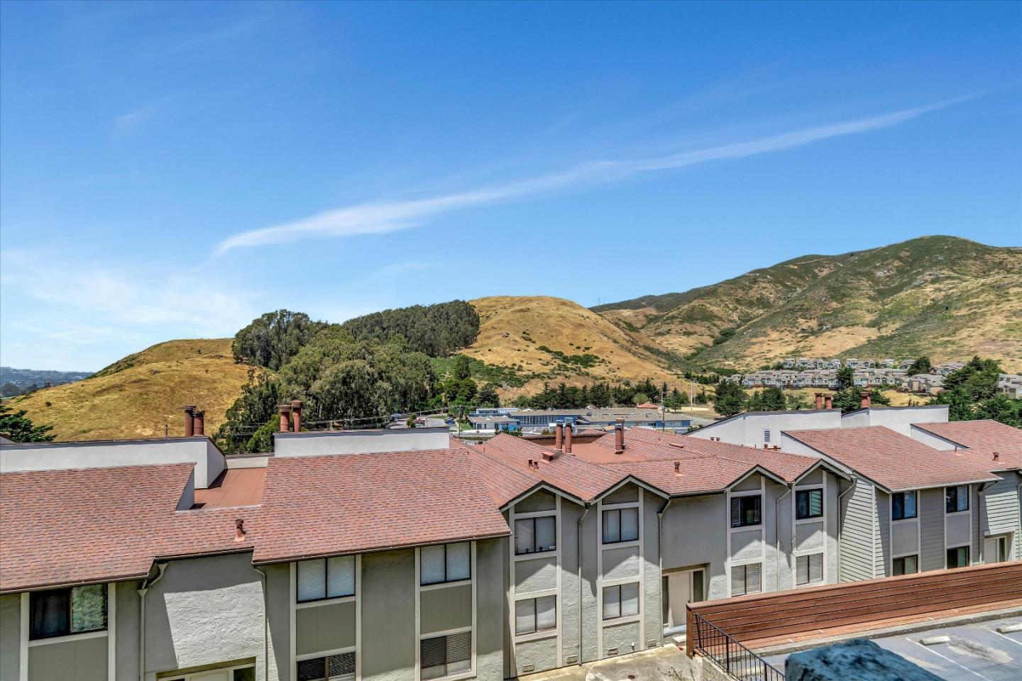 Detail Gallery Image 23 of 25 For 959 Ridgeview Ct #B,  South San Francisco,  CA 94080 - 2 Beds | 1 Baths