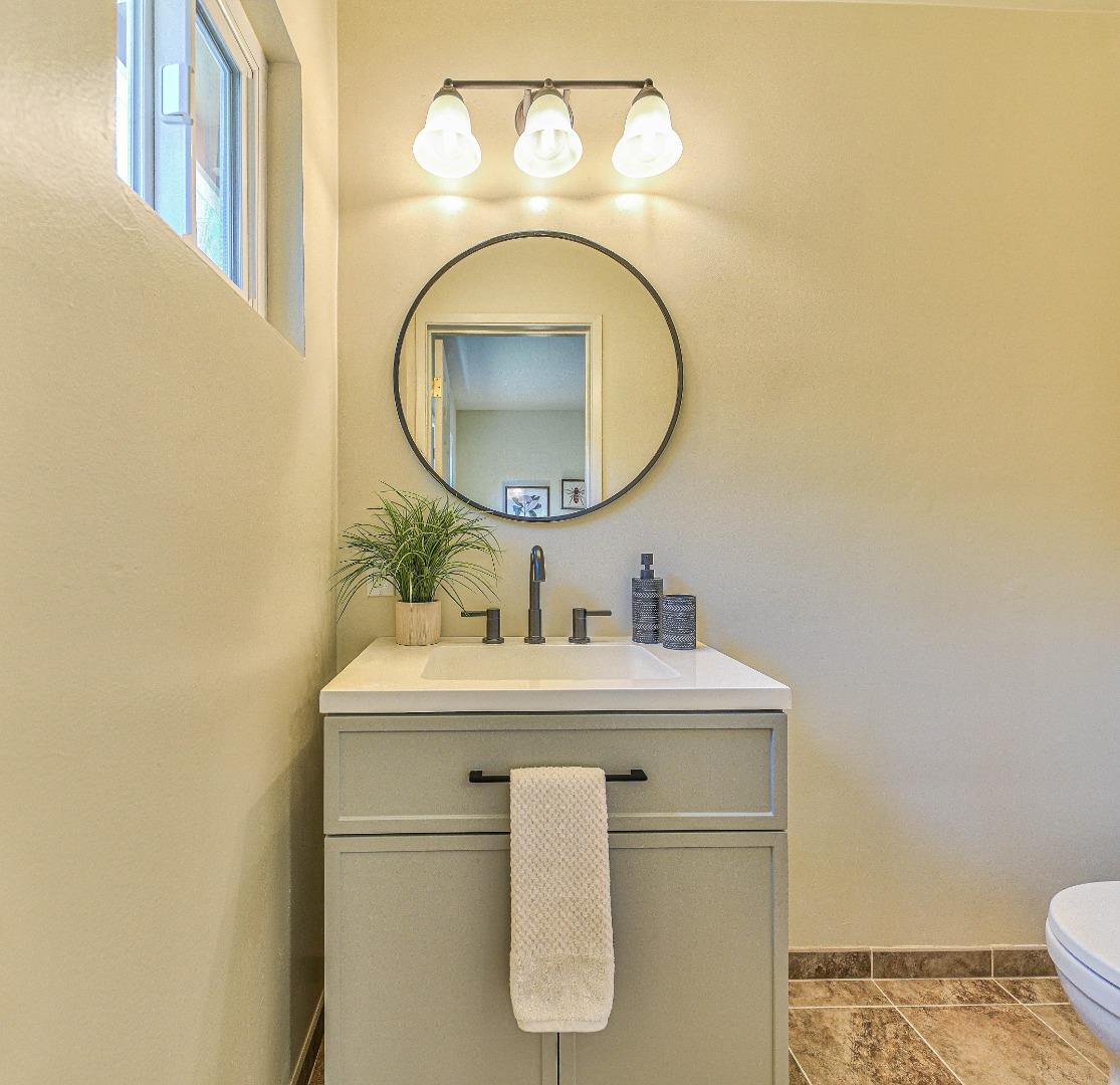 Detail Gallery Image 25 of 36 For 895 Lobos St, Monterey,  CA 93940 - 3 Beds | 1/1 Baths