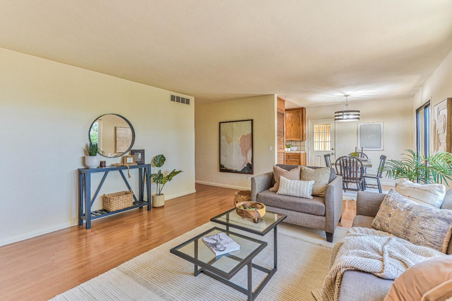 Detail Gallery Image 9 of 36 For 895 Lobos St, Monterey,  CA 93940 - 3 Beds | 1/1 Baths