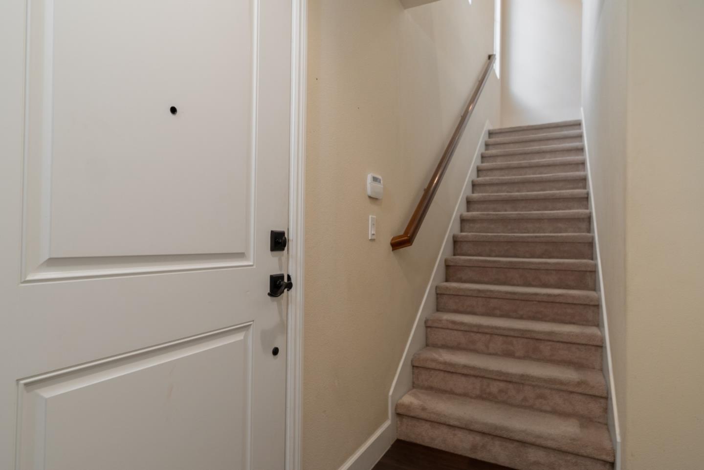 Detail Gallery Image 3 of 24 For 545 Holthouse Ter, Sunnyvale,  CA 94087 - 2 Beds | 2/1 Baths