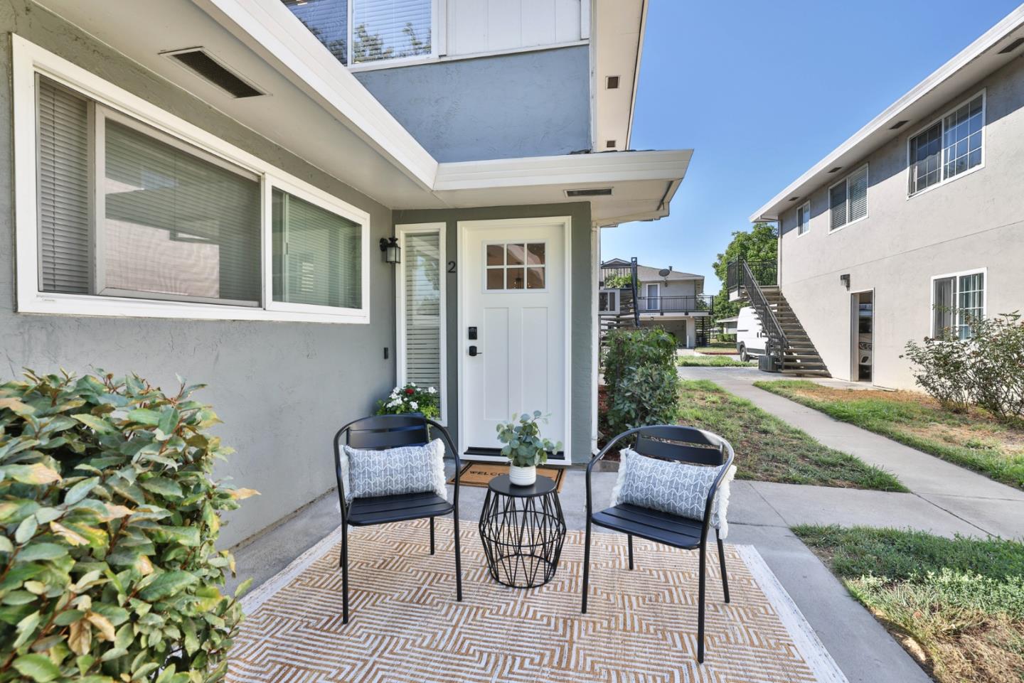 Detail Gallery Image 1 of 27 For 224 Coy Dr #2,  San Jose,  CA 95123 - 2 Beds | 1 Baths