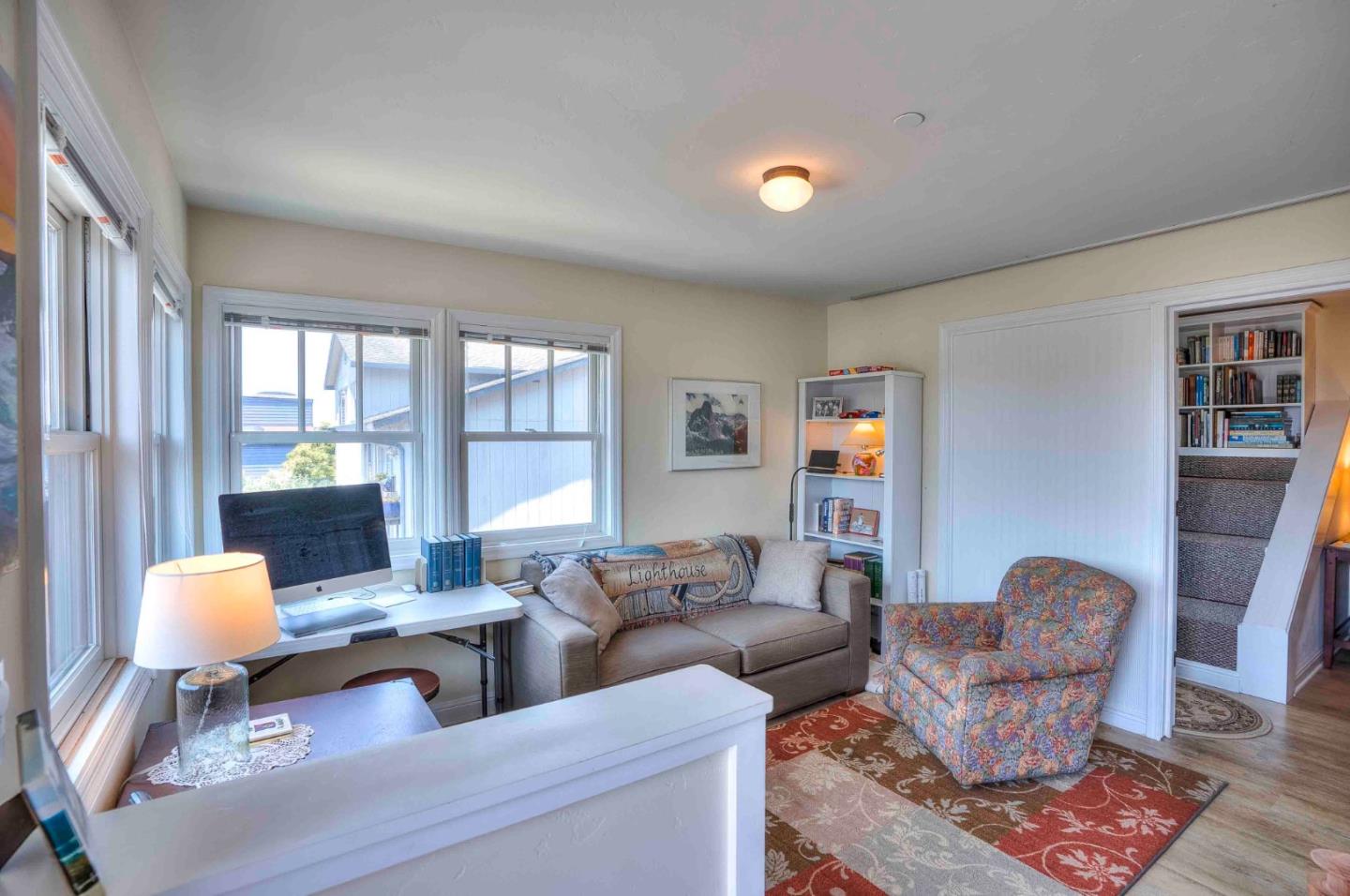 Detail Gallery Image 23 of 41 For 390 12th St, Montara,  CA 94037 - 4 Beds | 2/1 Baths