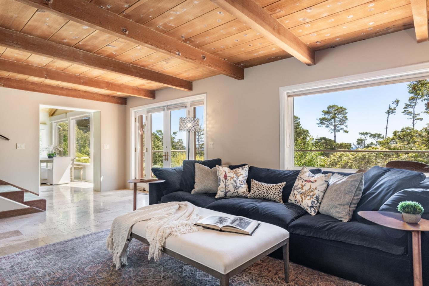 Detail Gallery Image 9 of 29 For 3892 Ronda Rd, Pebble Beach,  CA 93953 - 4 Beds | 4/1 Baths