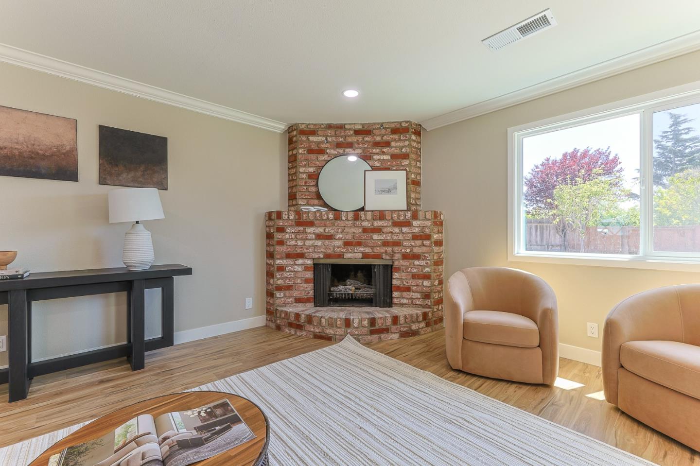 Detail Gallery Image 6 of 20 For 13313 Jackson St, Salinas,  CA 93906 - 3 Beds | 2 Baths