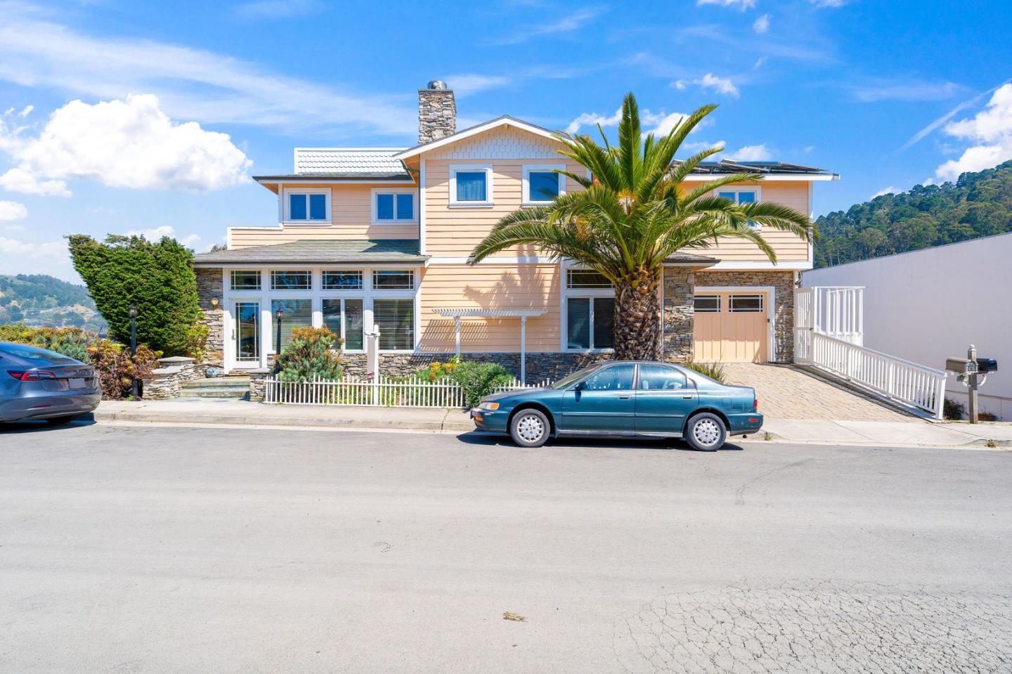 Detail Gallery Image 73 of 89 For 1207 Danmann Ave, Pacifica,  CA 94044 - 4 Beds | 4 Baths