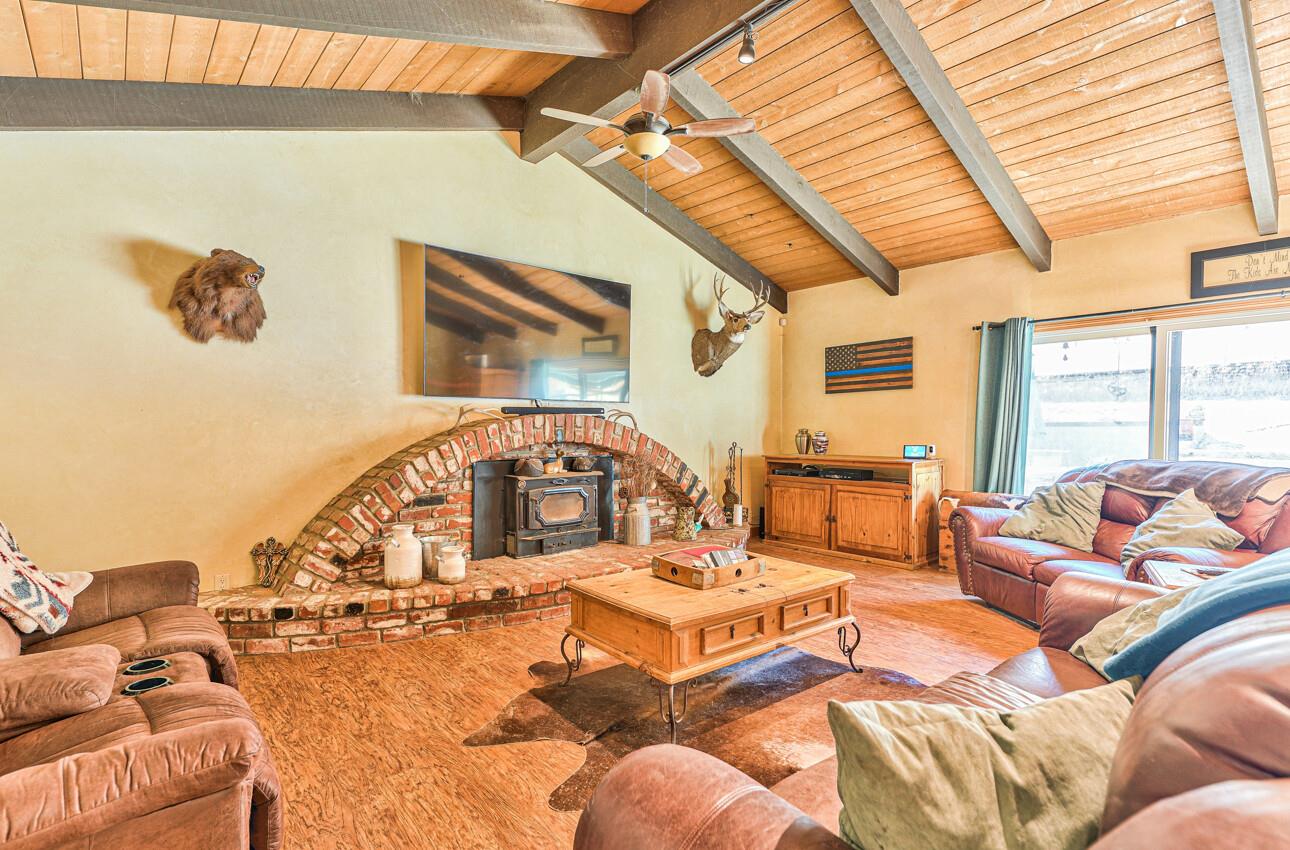 Detail Gallery Image 15 of 49 For 30165 Chualar Canyon Rd, Chualar,  CA 93925 - 3 Beds | 2/1 Baths