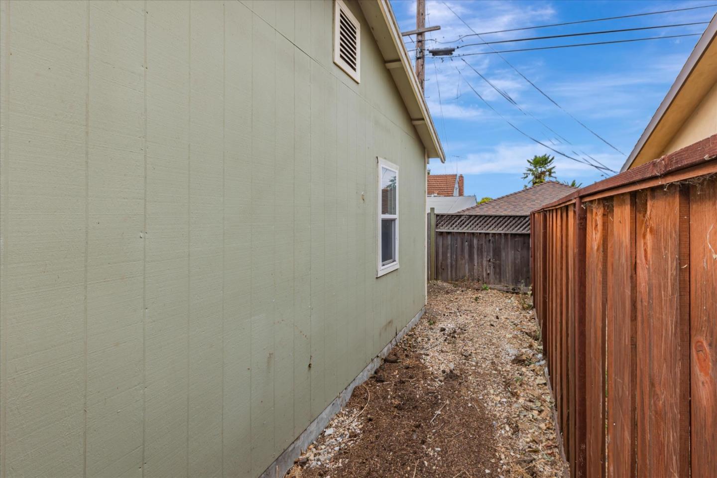 Detail Gallery Image 40 of 44 For 1212 Pierce St, Santa Clara,  CA 95050 - 3 Beds | 1 Baths