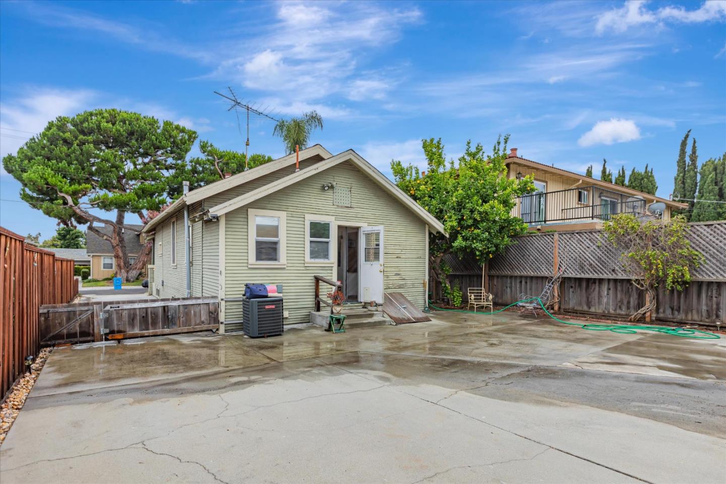 Detail Gallery Image 44 of 44 For 1212 Pierce St, Santa Clara,  CA 95050 - 3 Beds | 1 Baths