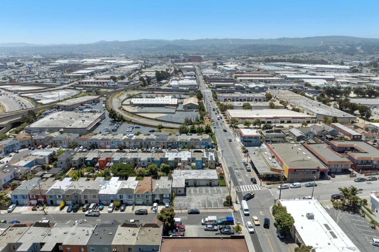 Detail Gallery Image 13 of 23 For 20-24 Linden Ave #20,  South San Francisco,  CA 94080 - – Beds | – Baths