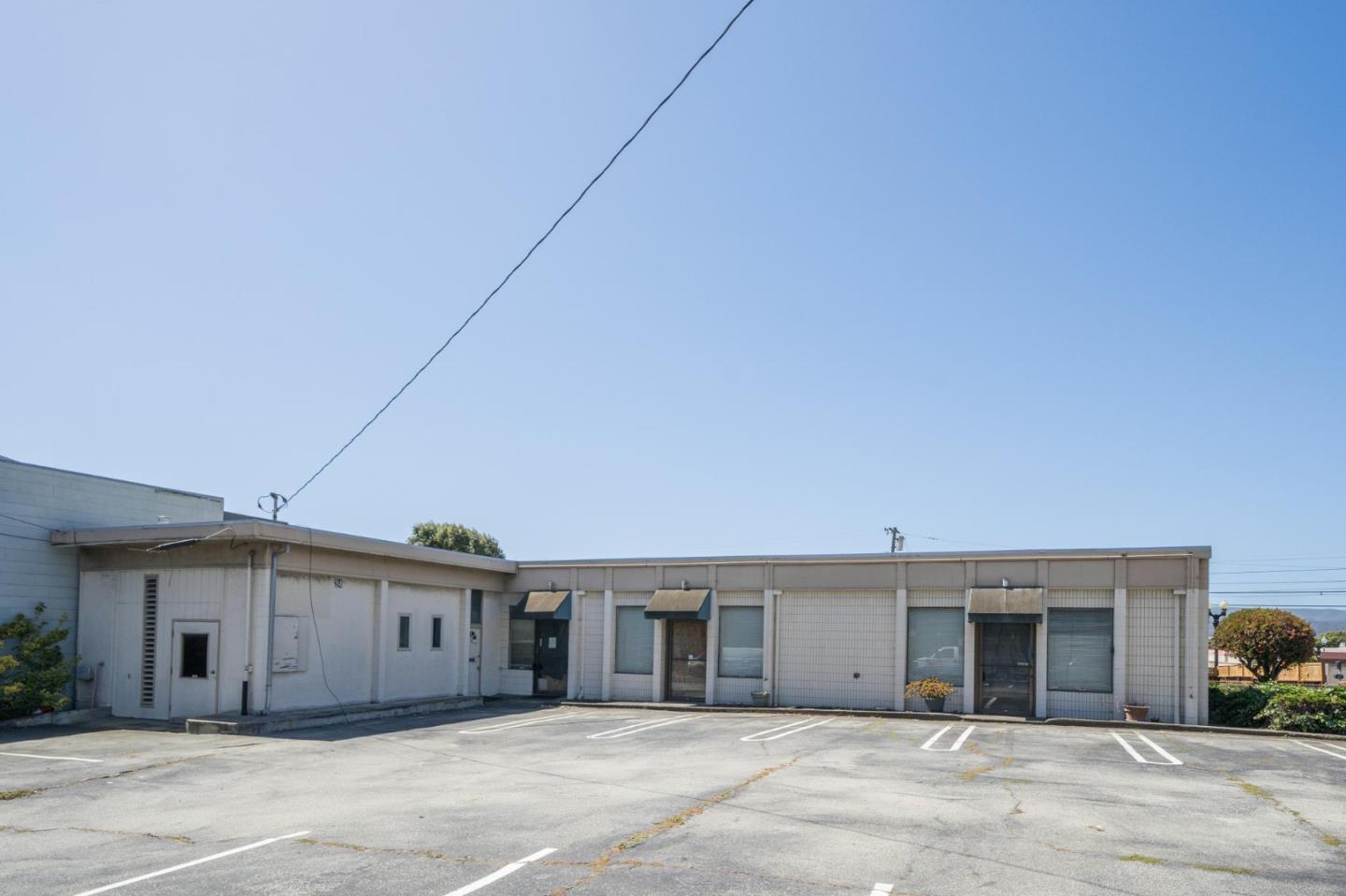 Detail Gallery Image 2 of 23 For 20-24 Linden Ave #20,  South San Francisco,  CA 94080 - – Beds | – Baths