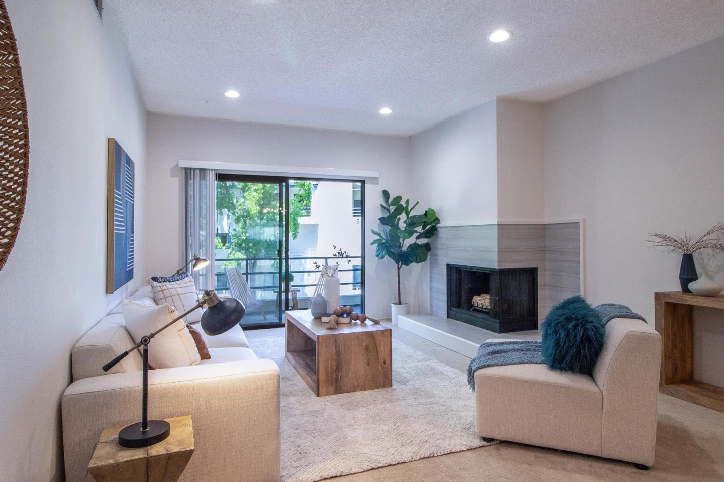 Detail Gallery Image 1 of 1 For 4685 Albany Cir #118,  San Jose,  CA 95129 - 2 Beds | 2 Baths