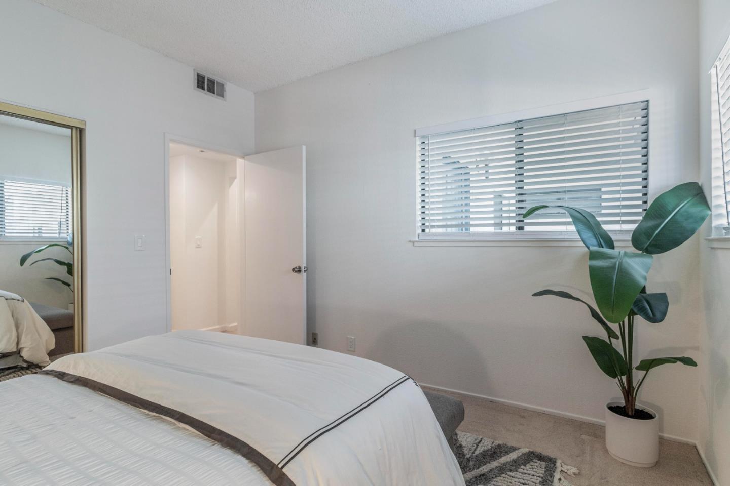 Detail Gallery Image 24 of 38 For 4685 Albany Cir #118,  San Jose,  CA 95129 - 2 Beds | 2 Baths