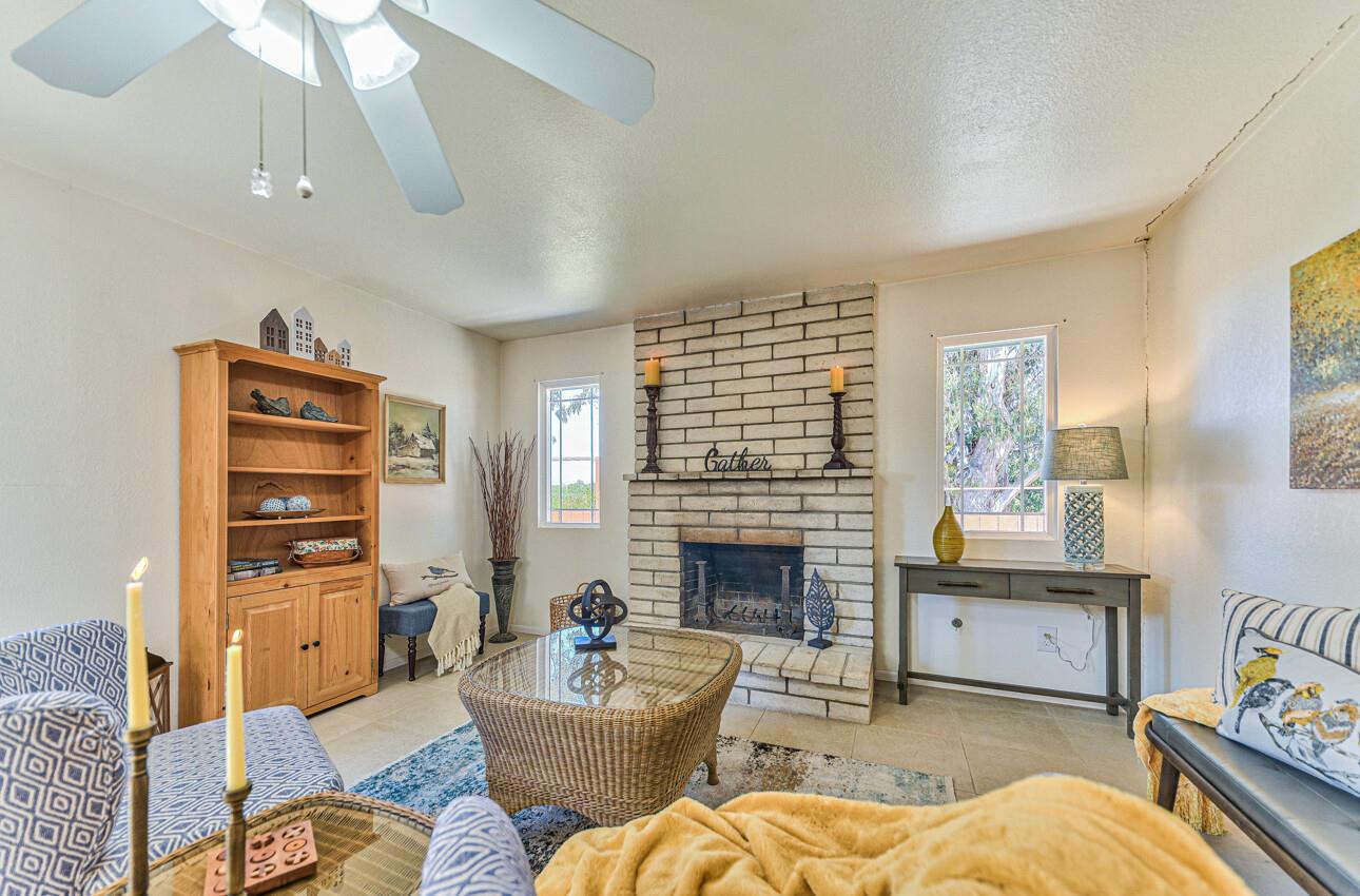 Detail Gallery Image 16 of 52 For 9613 Sandbur Pl, Salinas,  CA 93907 - 4 Beds | 2 Baths