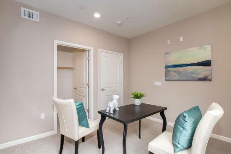 Detail Gallery Image 14 of 22 For 1130 Karby Ter #204,  Sunnyvale,  CA 94089 - 2 Beds | 2 Baths