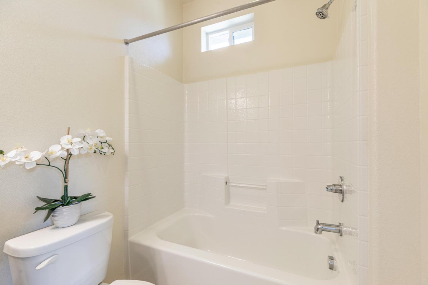 Detail Gallery Image 32 of 54 For 1505 Coyote Creek Way, Milpitas,  CA 95035 - 2 Beds | 2/1 Baths