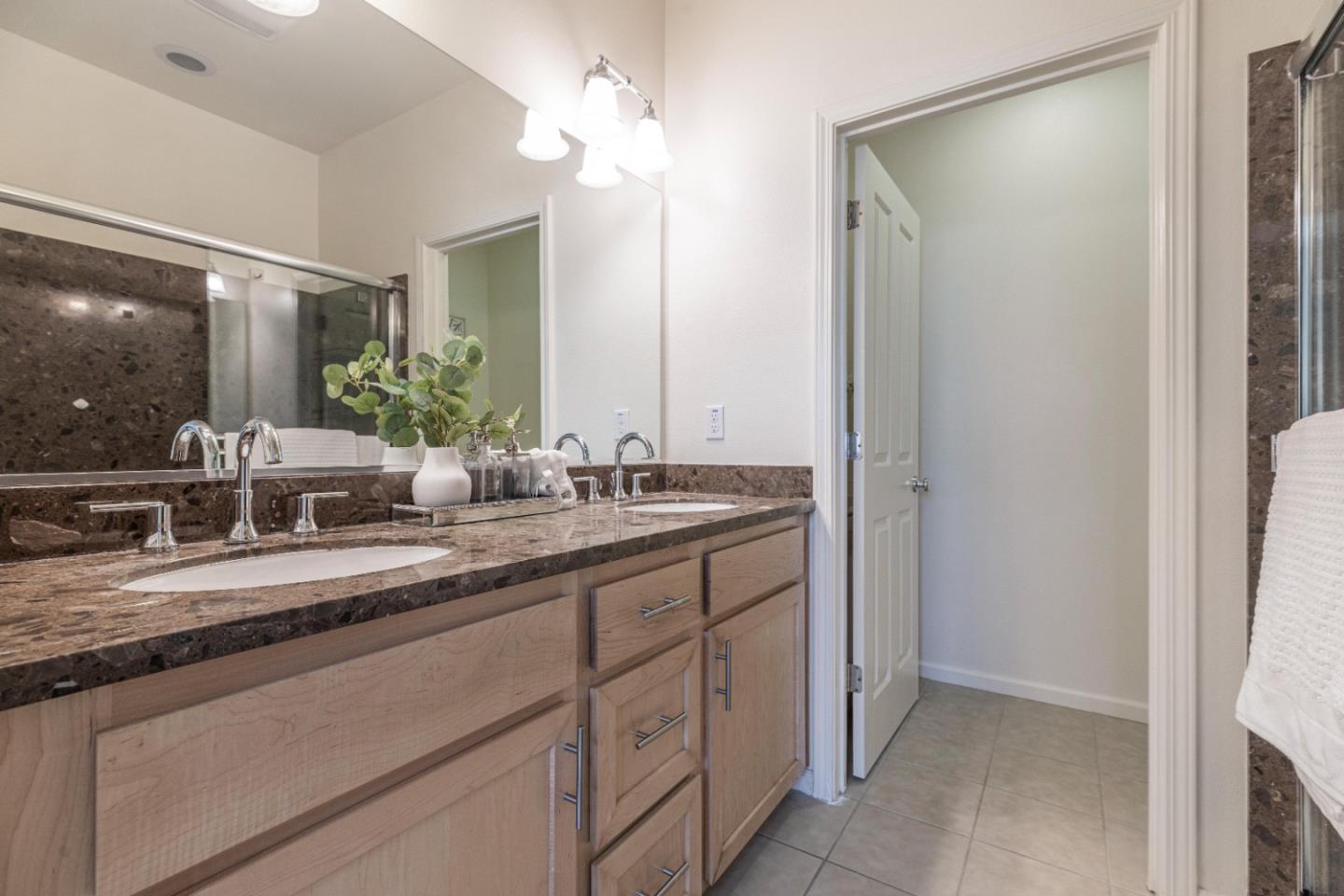 Detail Gallery Image 33 of 54 For 1505 Coyote Creek Way, Milpitas,  CA 95035 - 2 Beds | 2/1 Baths