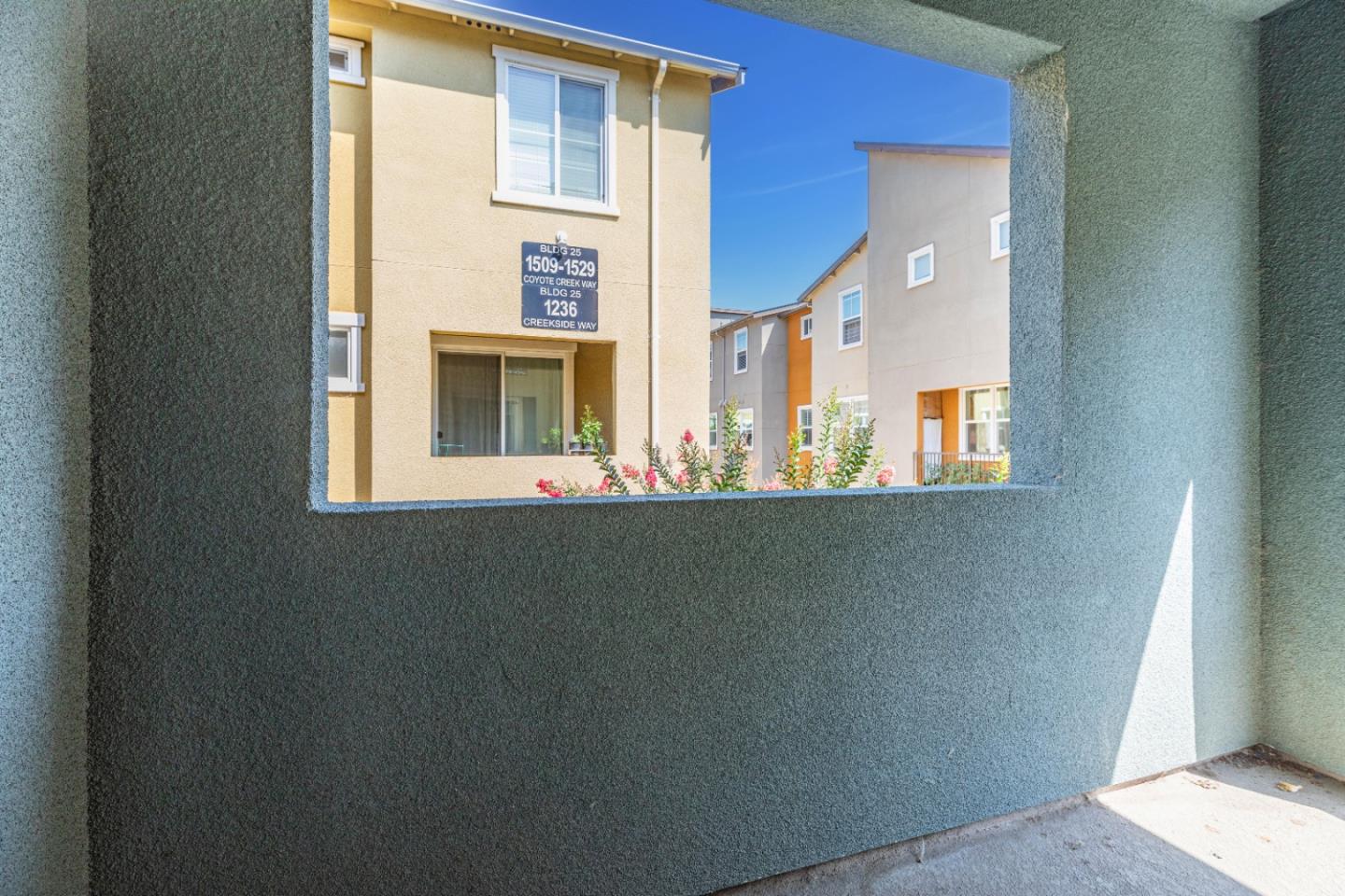 Detail Gallery Image 42 of 54 For 1505 Coyote Creek Way, Milpitas,  CA 95035 - 2 Beds | 2/1 Baths