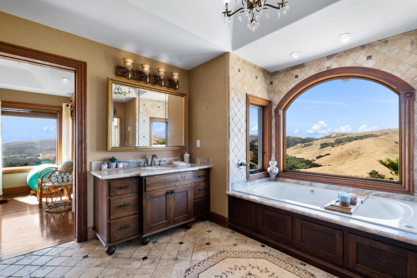 Detail Gallery Image 72 of 99 For 300 Payne Rd, San Juan Bautista,  CA 95045 - 6 Beds | 7/1 Baths