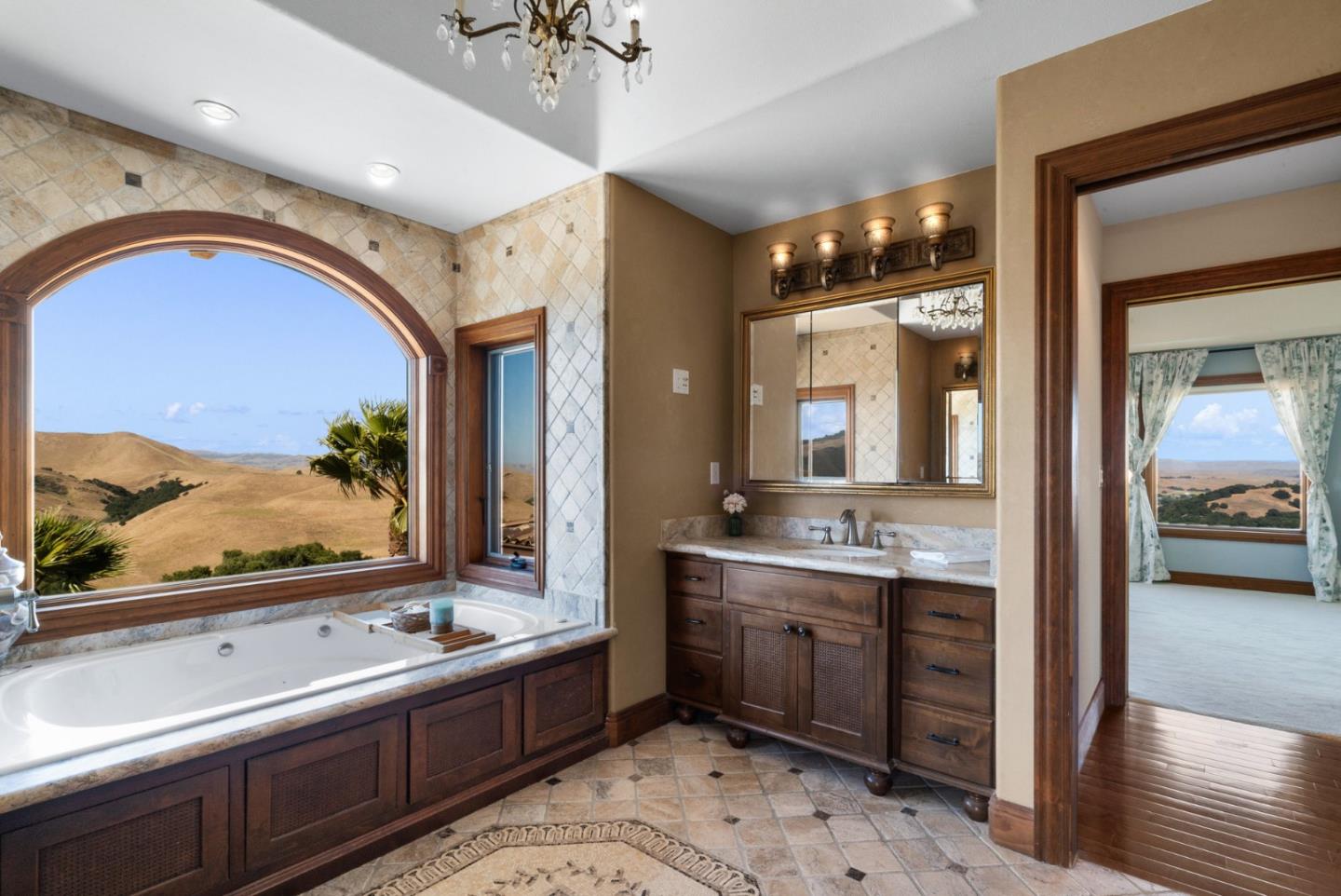 Detail Gallery Image 74 of 99 For 300 Payne Rd, San Juan Bautista,  CA 95045 - 6 Beds | 7/1 Baths