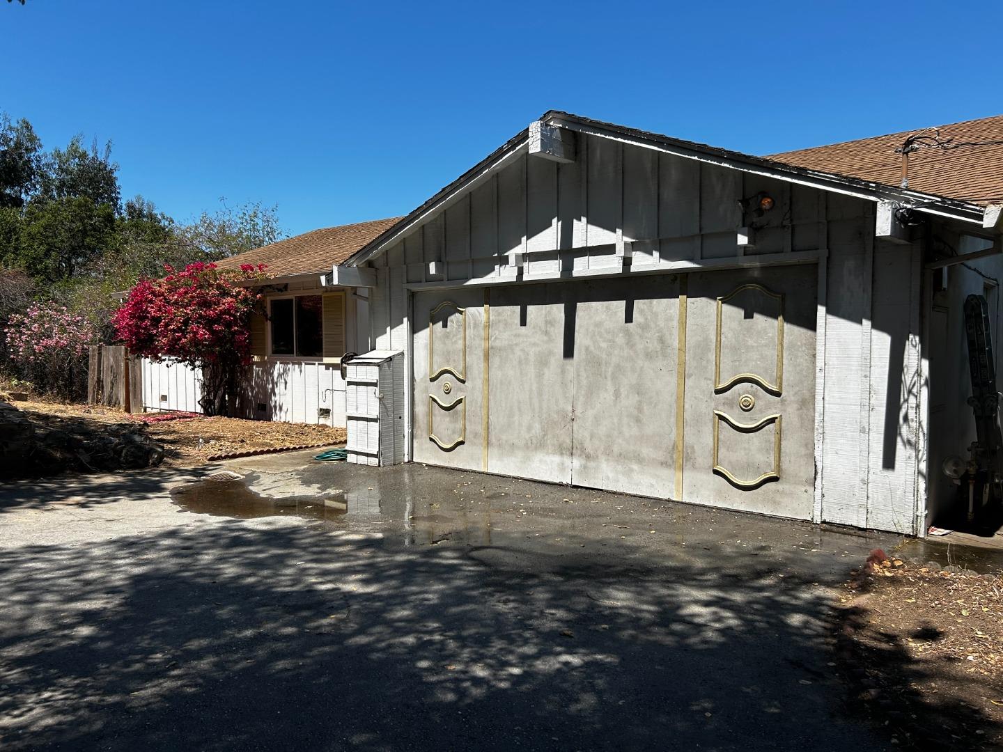 Detail Gallery Image 1 of 1 For 3 Barbara Ln, Belmont,  CA 94002 - 3 Beds | 2 Baths