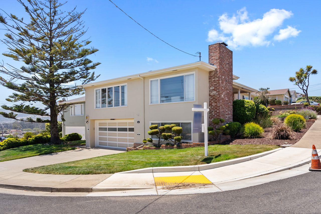 Detail Gallery Image 3 of 32 For 701 Cottonwood Ave, South San Francisco,  CA 94080 - 3 Beds | 1/1 Baths