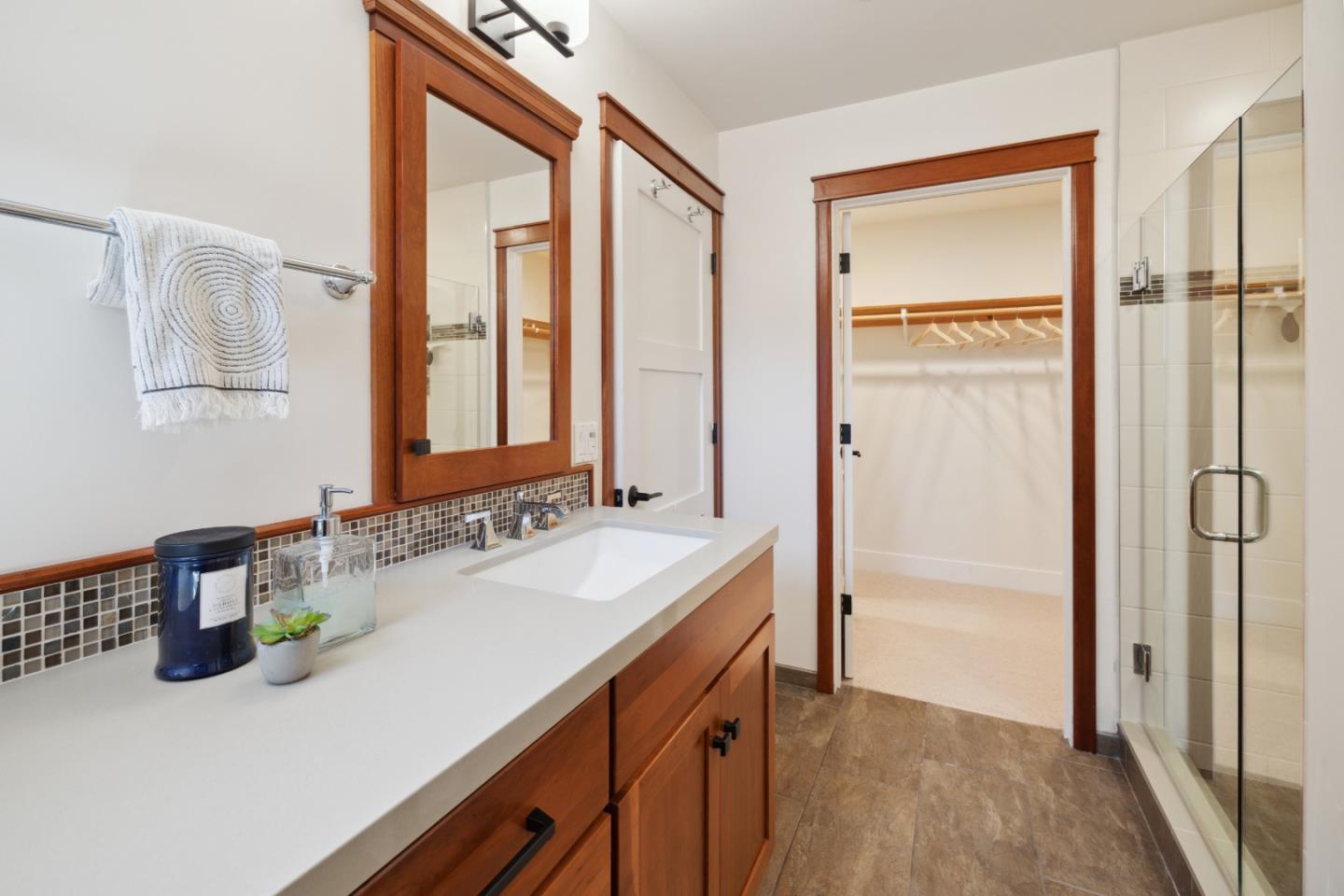 Detail Gallery Image 34 of 86 For 711 Park Way, Santa Cruz,  CA 95065 - 4 Beds | 2/1 Baths