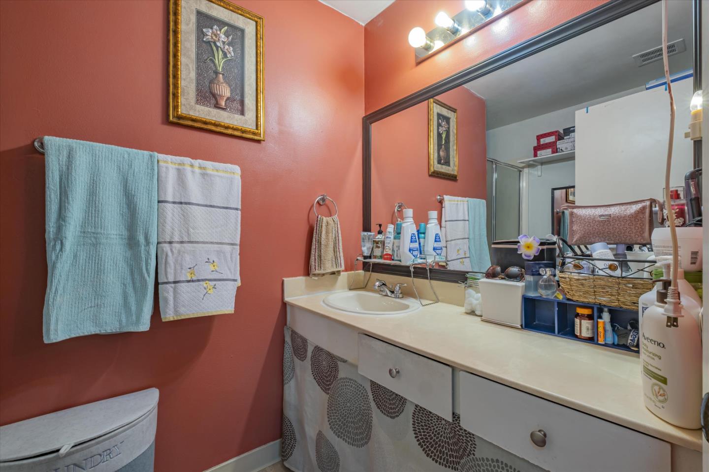 Detail Gallery Image 22 of 33 For 2729 Arf Ave, Hayward,  CA 94545 - 4 Beds | 2/1 Baths