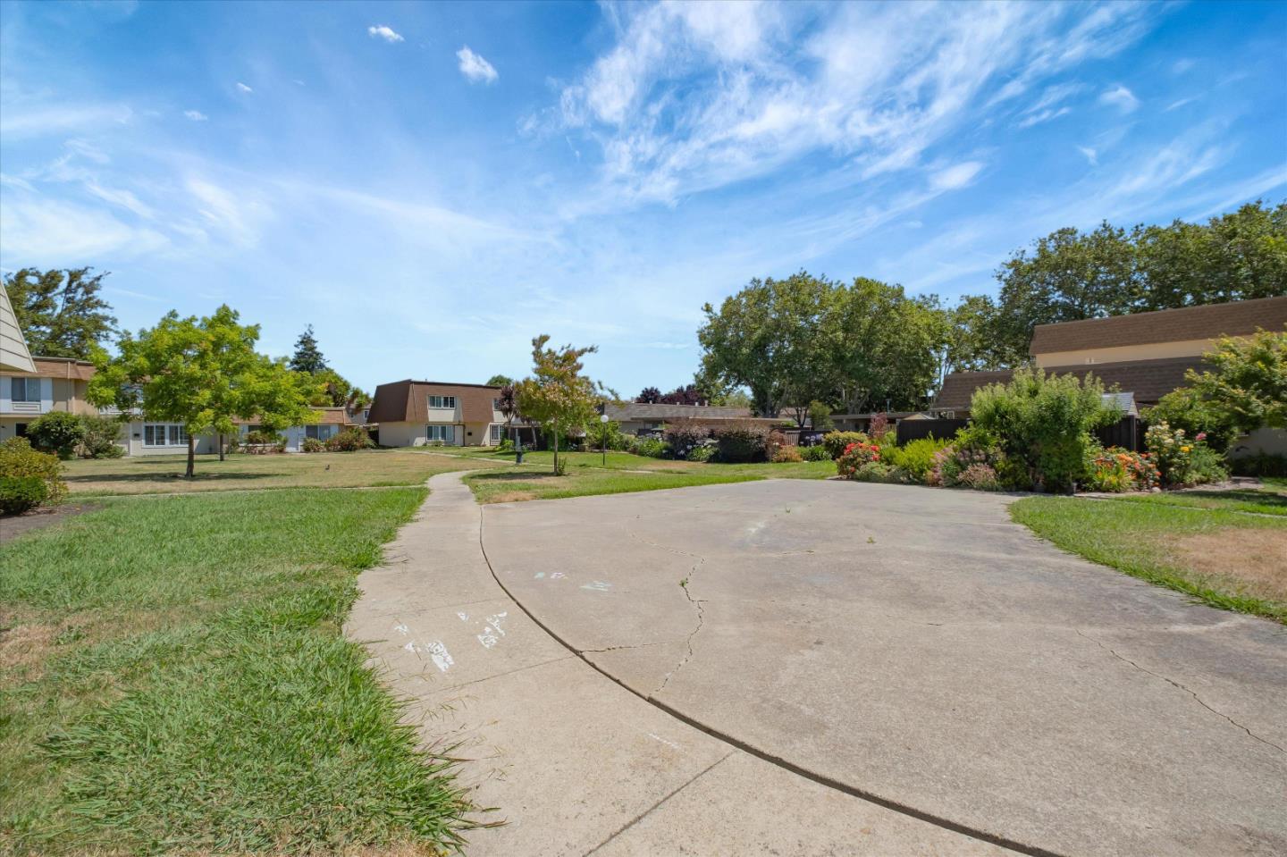 Detail Gallery Image 32 of 33 For 2729 Arf Ave, Hayward,  CA 94545 - 4 Beds | 2/1 Baths