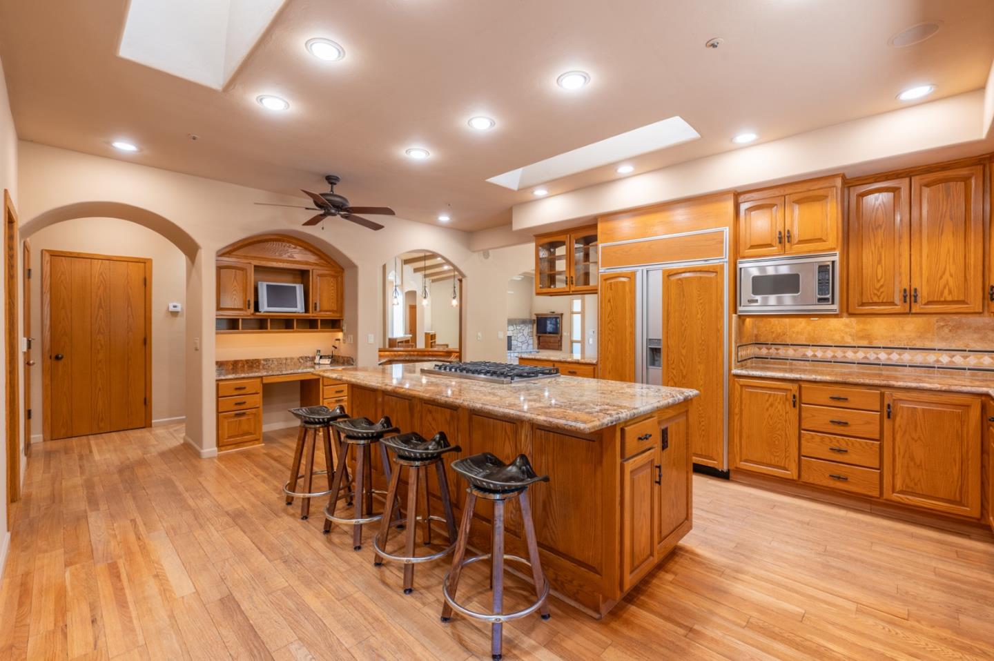 Detail Gallery Image 7 of 15 For 529 Corral De Tierra Rd, Corral De Tierra,  CA 93908 - 3 Beds | 2/1 Baths