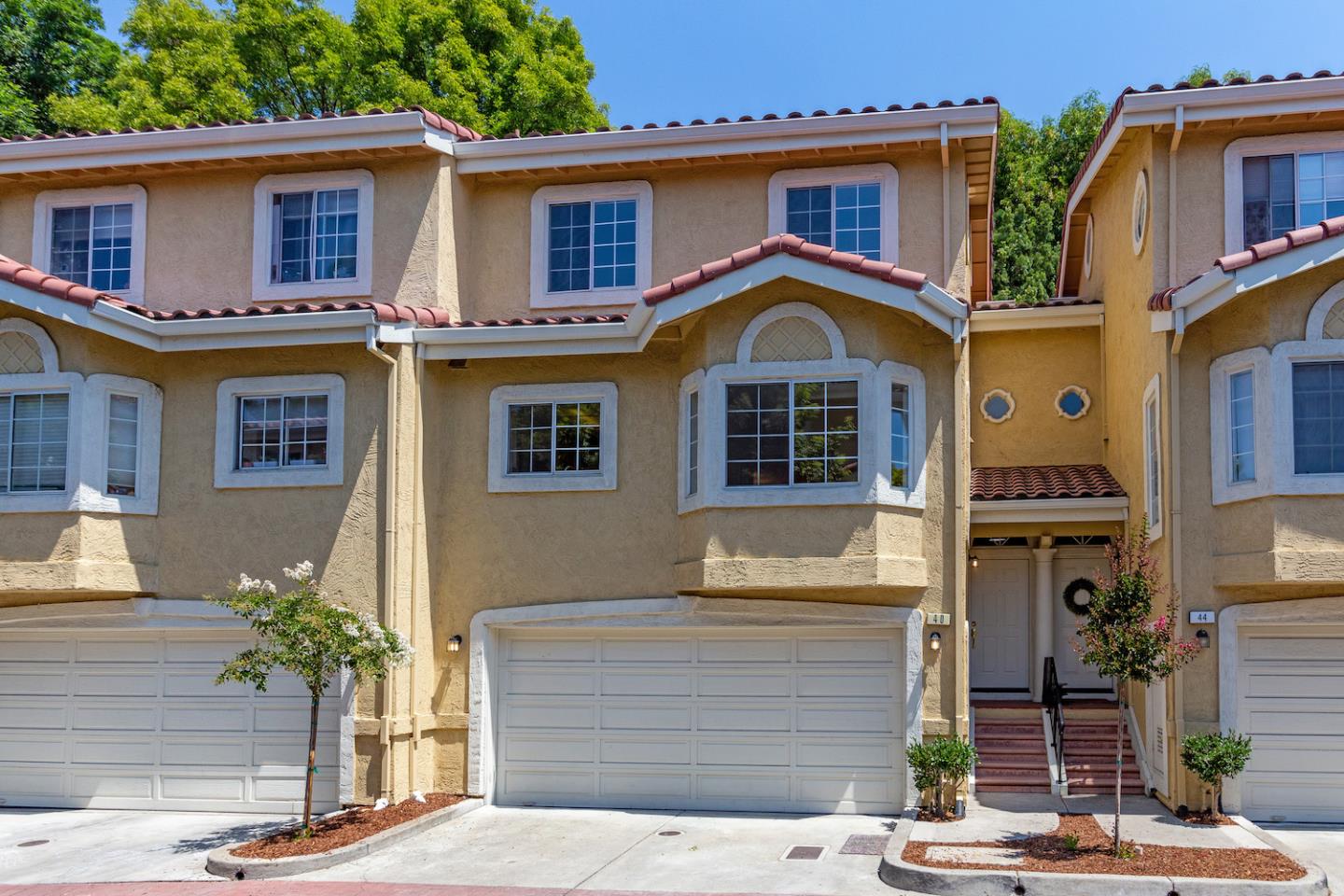 Detail Gallery Image 1 of 1 For 40 Tyrella Ct, Mountain View,  CA 94043 - 3 Beds | 2/1 Baths