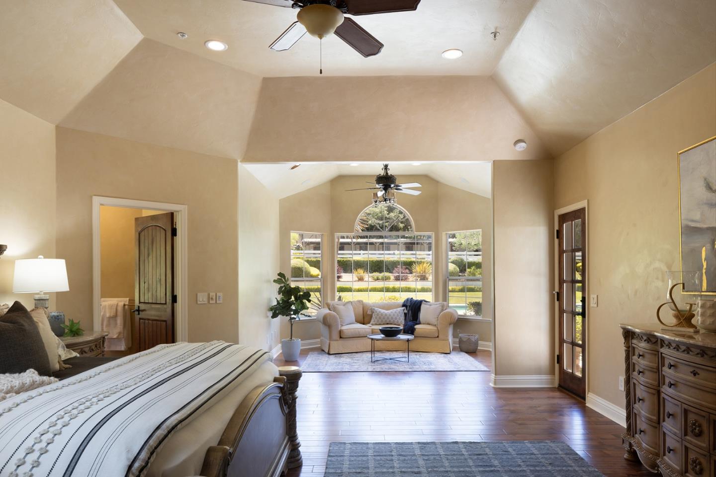 Detail Gallery Image 20 of 49 For 6 Sleepy Hollow Dr, Carmel Valley,  CA 93924 - 4 Beds | 3/2 Baths