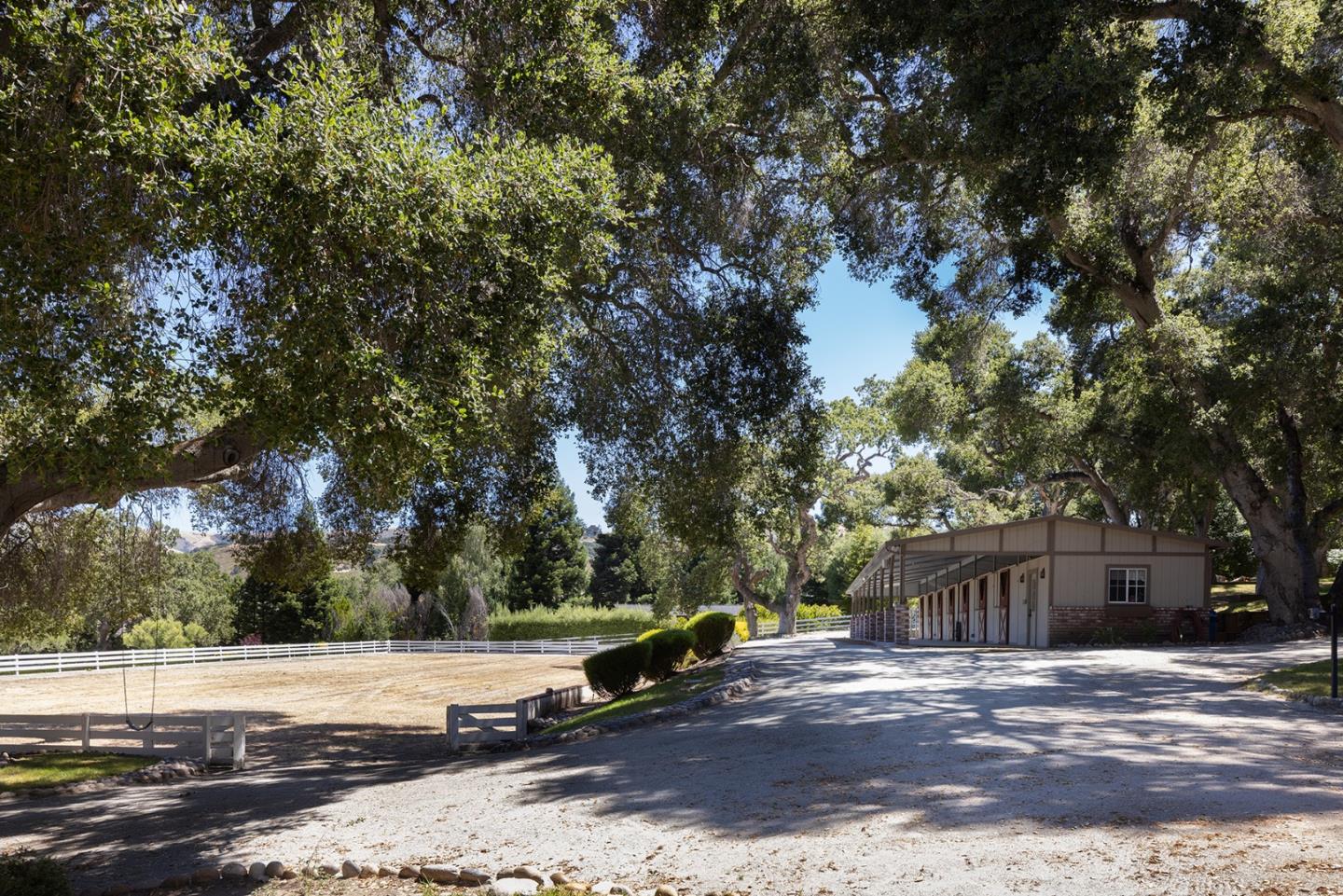 Detail Gallery Image 37 of 49 For 6 Sleepy Hollow Dr, Carmel Valley,  CA 93924 - 4 Beds | 3/2 Baths